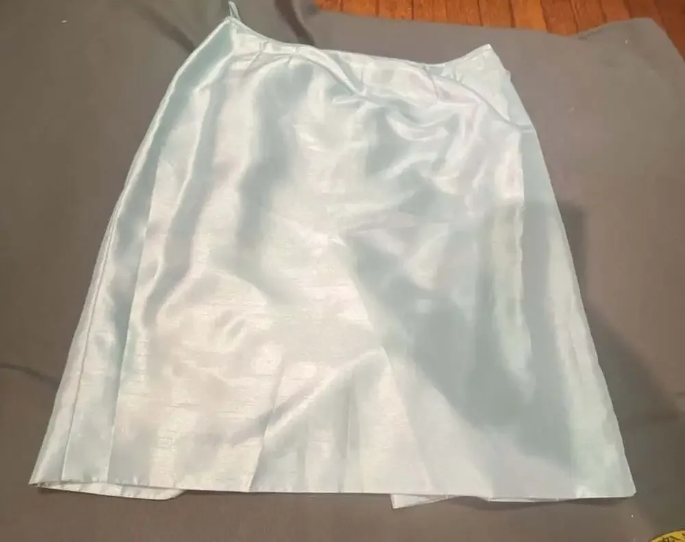 Jones Wear Suit Size 10P Light Blue Skirt Set Jacket Polyester